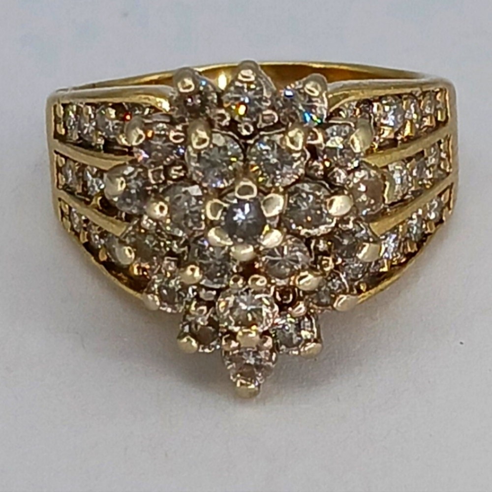 10k yellow gold 1.34 CT 48 natural real diamond cluster ring size 8 1/4
